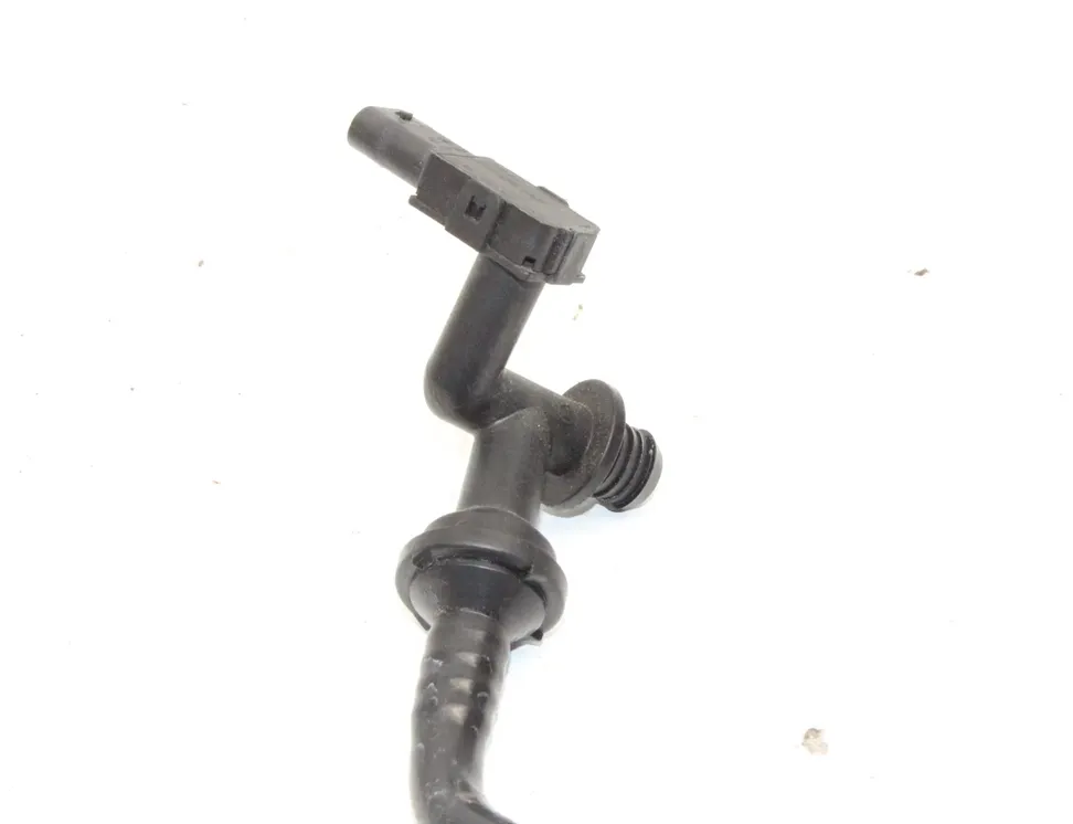 AUDI A6 C7/4G (2010-2020) Вакуумна тръба 5Q0906207 24555619