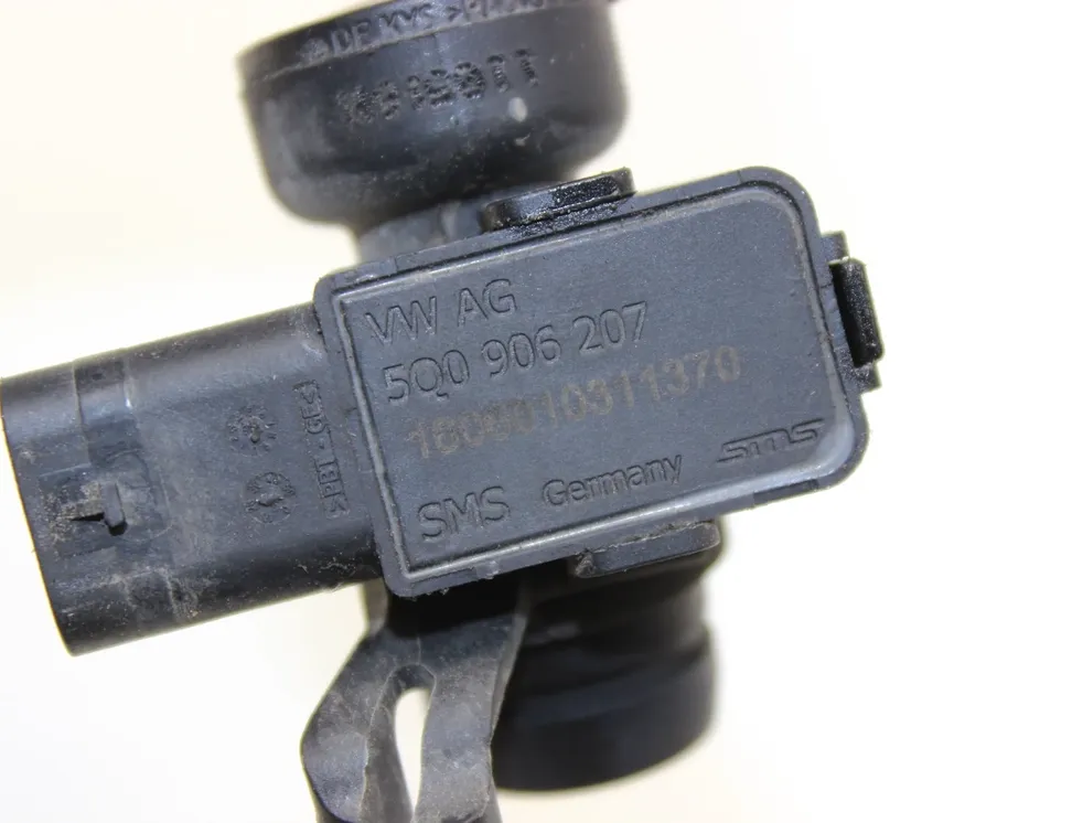 AUDI TT 8S (2014-2024) Сензор за налягане на въздуха 5Q0906207 27317918