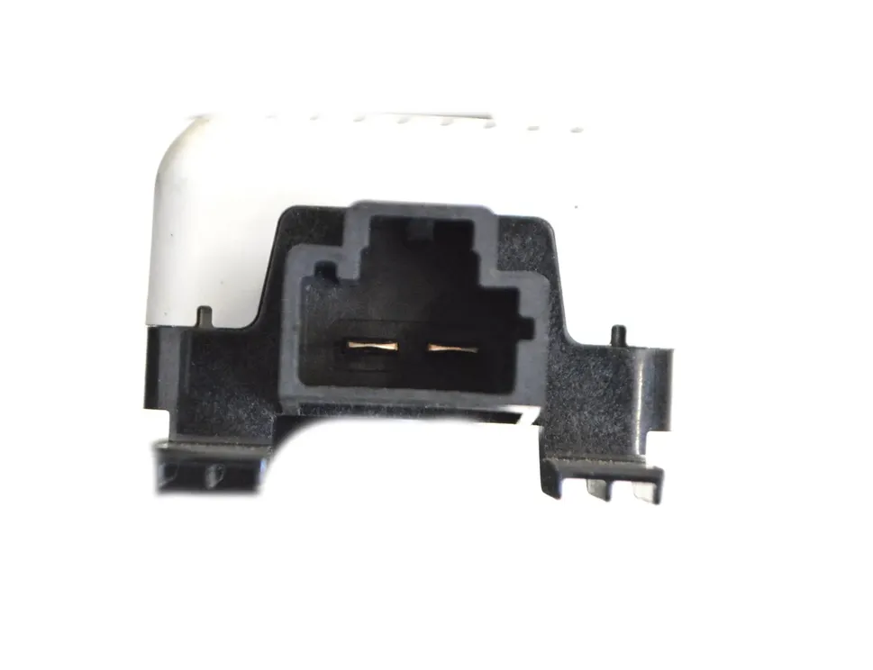 VOLKSWAGEN Golf 7 generation (2012-2024) Антенен усилвател с капак на багажника 5Q0035570 13133746