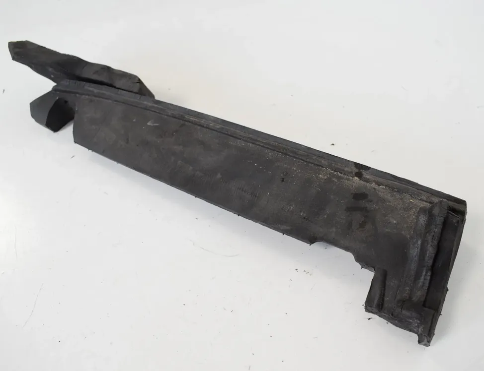 AUDI A3 8V (2012-2020) Други части на тялото 8V0823721B 3736065