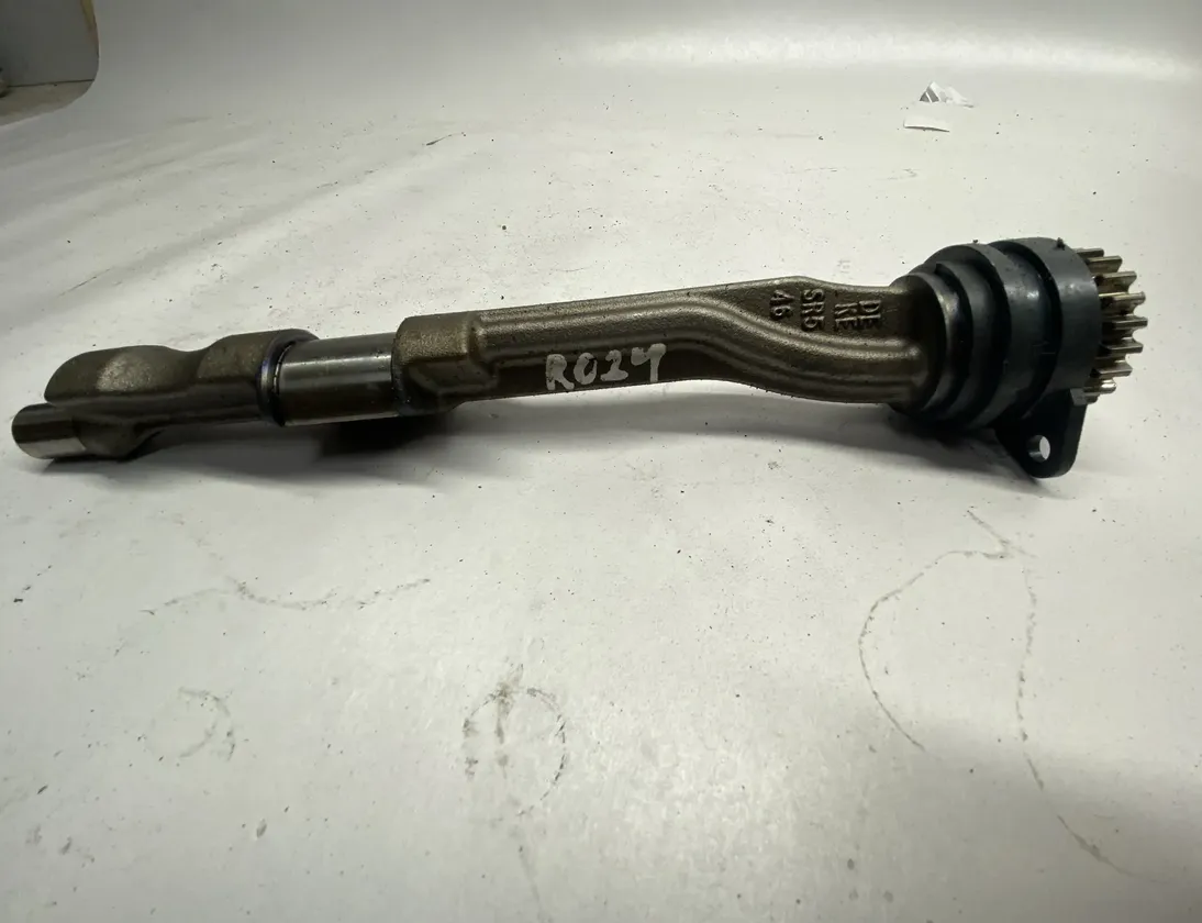 AUDI A4 B9/8W (2015-2024) Допълнителни вътрешни части на двигателя 06K103295L,160065,0512160065 15290363