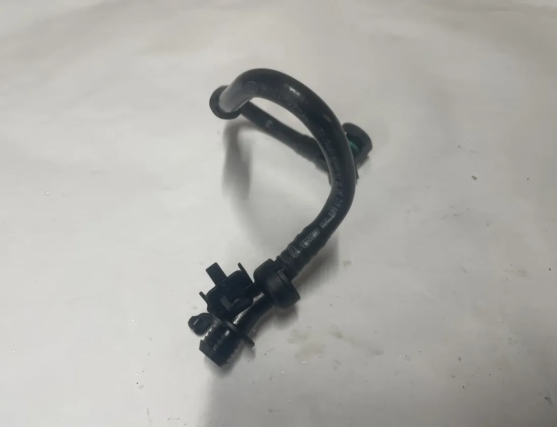 AUDI A3 8V (2012-2020) Вакуумна тръба 5Q0612041AR 29091616