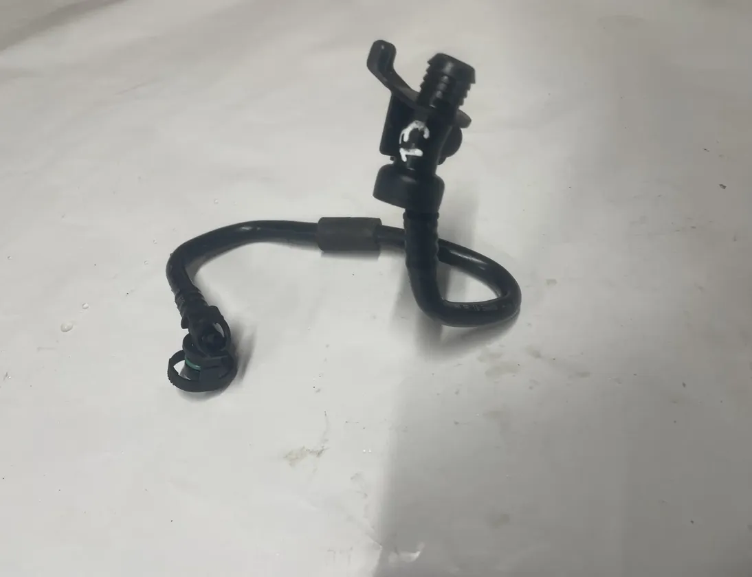 AUDI A3 8V (2012-2020) Вакуумна тръба 5Q0612041AR 29091616