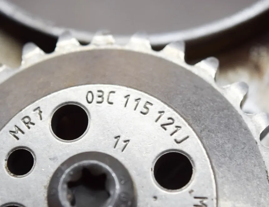 VOLKSWAGEN Touran 1 generation (2003-2015) Маслена помпа 03C115121J,03C105AG 15085889