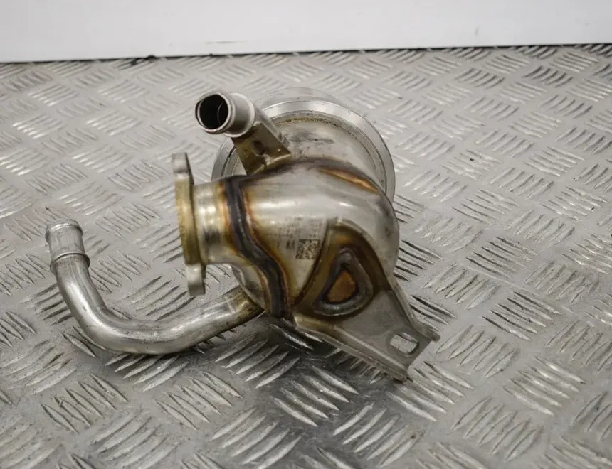 VOLKSWAGEN Golf 7 generation (2012-2024) EGR охладител 04L131512 1931172