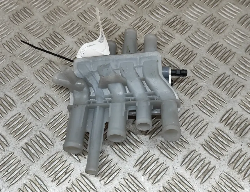 PORSCHE Taycan 1 generation (2019-2023) Фланец на охладителната система 9J1.121.187.D,9J1121187D 25128400