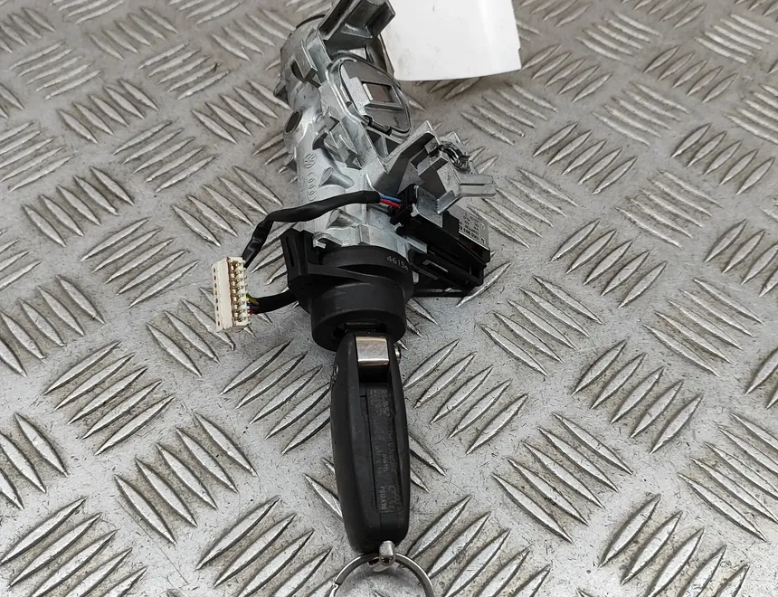 AUDI A3 8V (2012-2020) Заключване на запалването 5Q0905865,1K0953527D,8V0837220,1K0905851 27503036