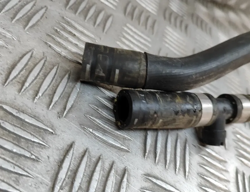 VOLKSWAGEN Passat B8 (2014-2023) Тръба за маркуч за охлаждаща течност 5Q2820693E,5Q2819885E 29794037