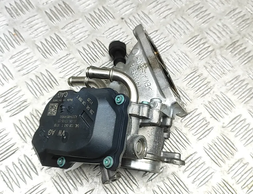 AUDI A5 F5 (2016-2024) Корпус на дросела 04L128059T,04L128063T,A2C94859900,04L128637E 33800680