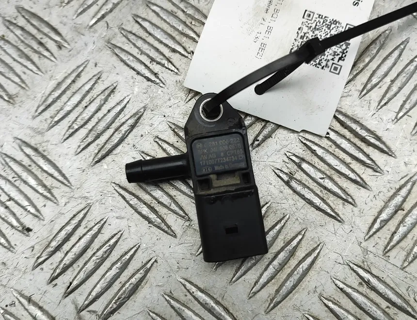 VOLKSWAGEN Golf 7 generation (2012-2024) DPF сензор за налягане 04L906051B,0281006222 33943162