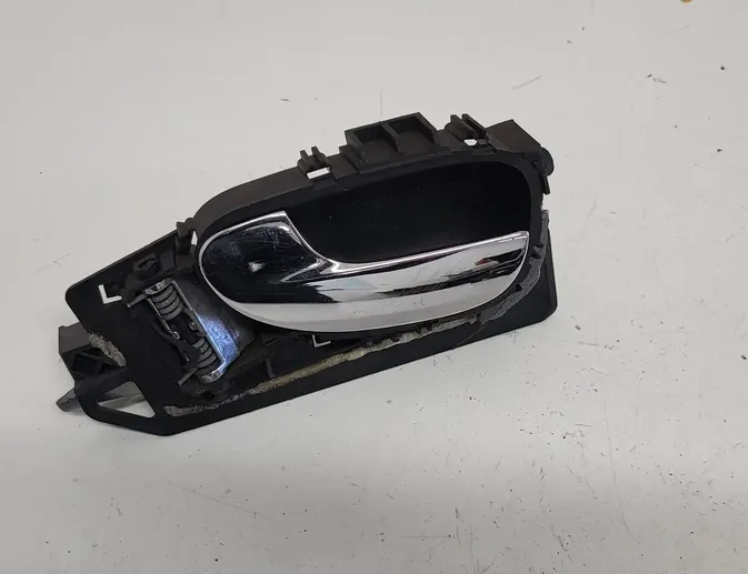 PEUGEOT 307 1 generation (2001-2008) Лява предна вътрешна дръжка за отваряне 9643604577 33591298