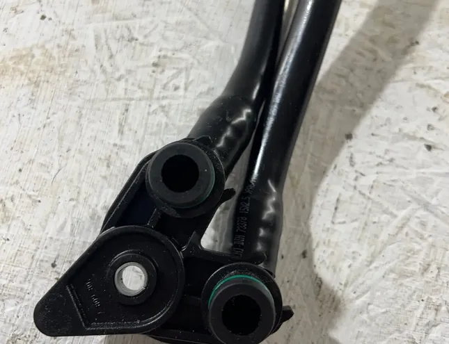 BMW 7 Series F01/F02 (2008-2015) Вакуумна тръба 20360300259 34155345