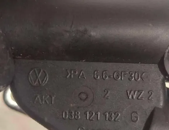 VOLKSWAGEN Golf 6 generation (2008-2015) Тръба за маркуч за охлаждаща течност 038121132 34690931