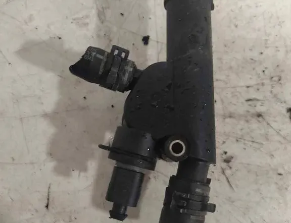 VOLKSWAGEN Golf 6 generation (2008-2015) Тръба за маркуч за охлаждаща течност 038121132 34676701