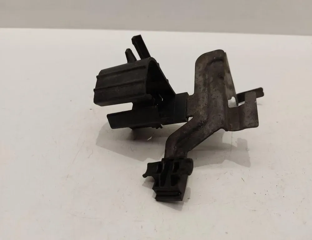 VOLKSWAGEN Golf 6 generation (2008-2015) Други части на двигателното отделение 5K0971858 34325019