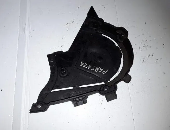 PEUGEOT 308 T7 (2007-2015) Защитен капак на ангренажния ремък 9659869380 25493429