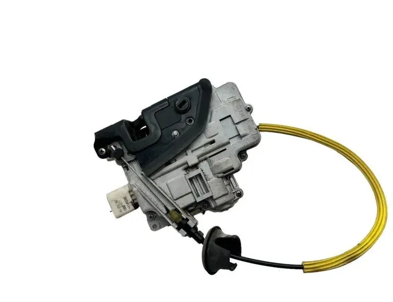 AUDI A6 C6/4F (2004-2011) Заключване на задната лява врата 4F0839015 34146653