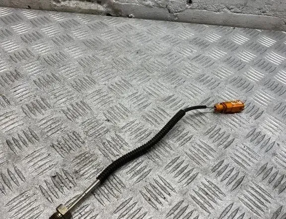 AUDI A4 B8/8K (2011-2016) Сензор за температура на отработените газове 8K0906088A 30508983