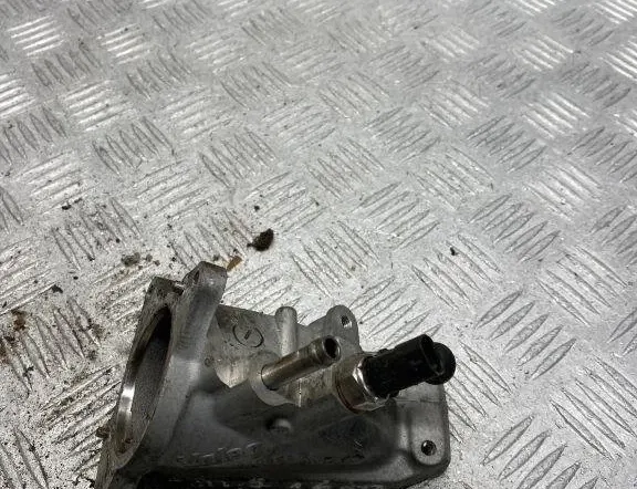 VOLKSWAGEN Golf 8 generation (2019-2023) Други части на двигателното отделение 04L128537B 30513370