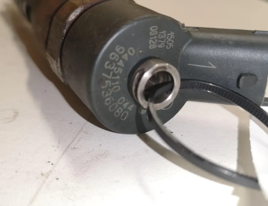 PEUGEOT 406 1 generation (1995-2004) Горивен инжектор 0445110044 28684226