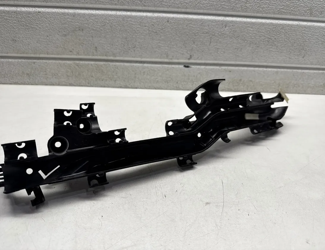 AUDI A6 C7/4G (2010-2020) Други части на двигателното отделение 059971341D 32144939