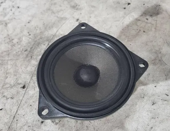 BMW 5 Series E60/E61 (2003-2010) Високоговорител на предната дясна врата 100BM0750A,61928010,9143153 34314726