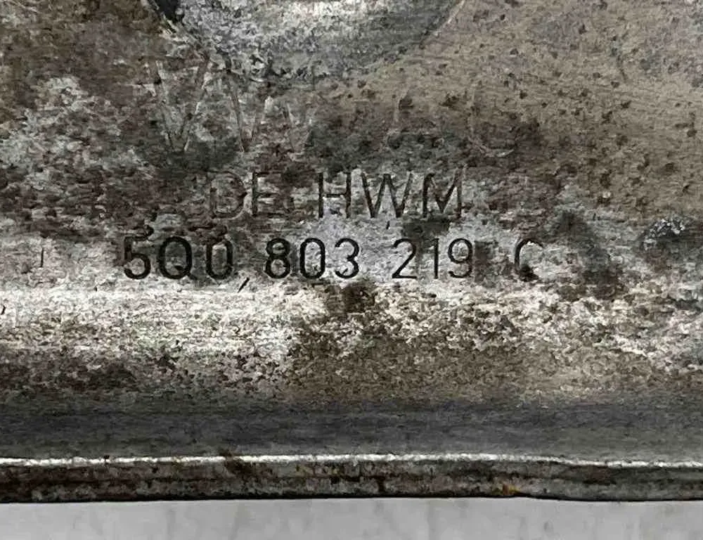 VOLKSWAGEN Passat B7 (2010-2015) Държач за батерия 5Q0803219C 32681781