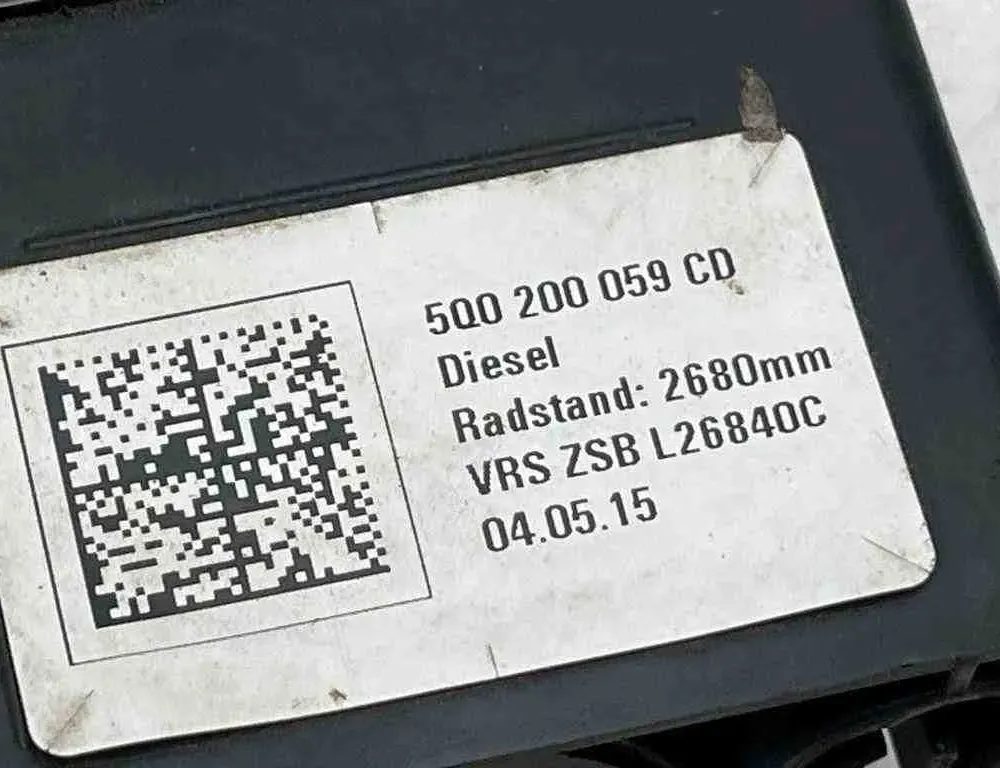 SKODA Octavia 3 generation (2013-2020) Други части на двигателното отделение 5Q0201973D,ZL26840C,5Q0200059CD 32685595