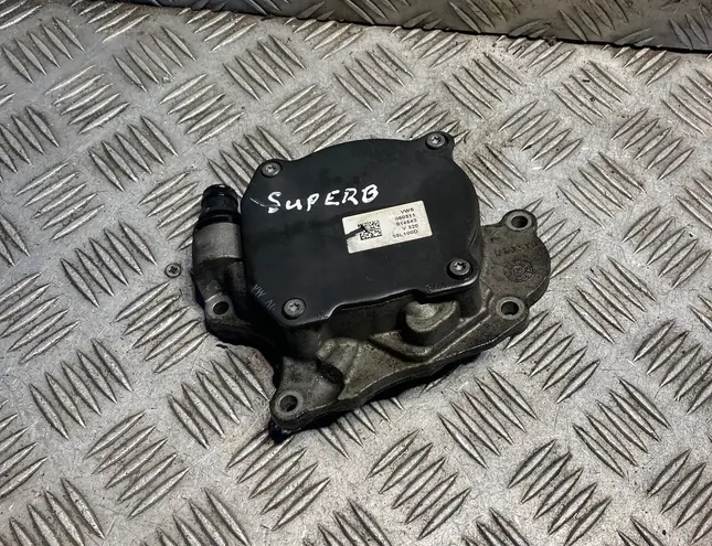 SKODA Superb 2 generation (2008-2015) Вакуумна помпа 03l145207 34997770