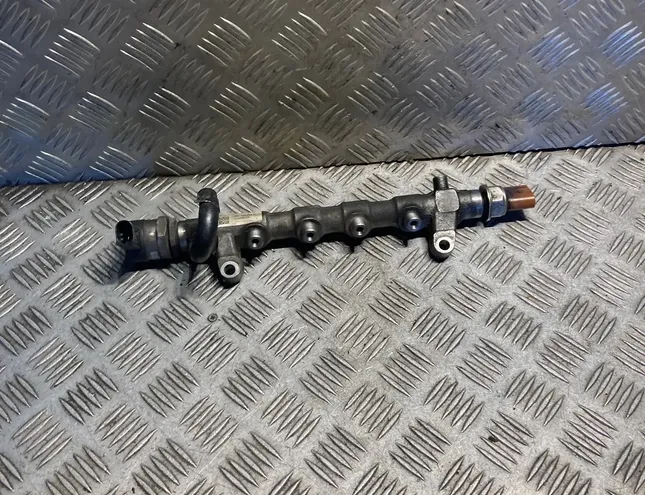 SKODA Superb 2 generation (2008-2015) Горивна релса 03l130089p 34997750