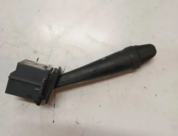 VOLVO V70 2 generation (2000-2008) Контрол на чистачките 86S1545,8691545 33135659