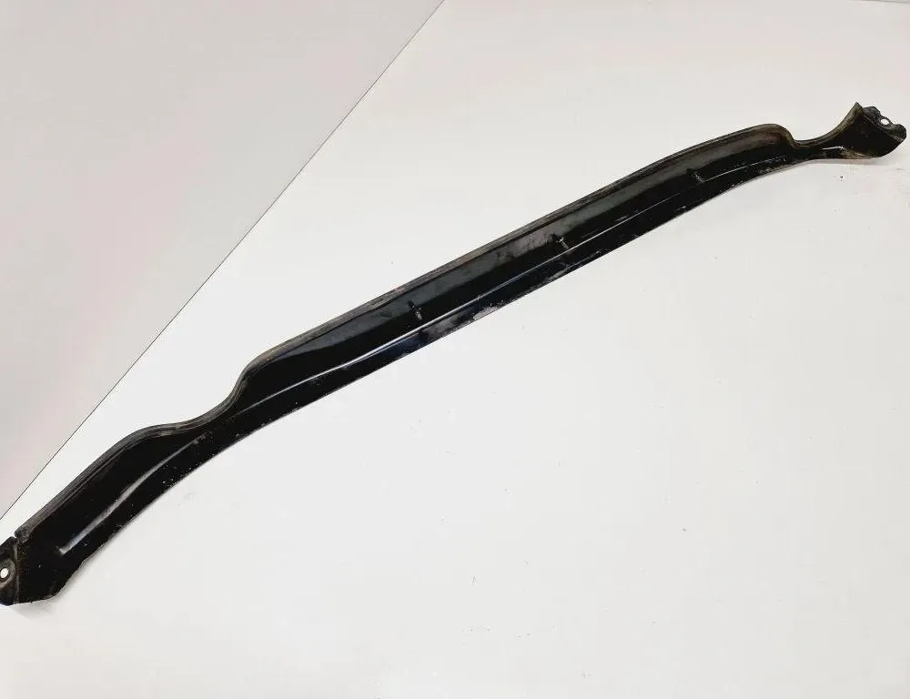 SKODA Octavia 1 generation (1996-2010) Облицовка на капака на предната чистачка 5G0805275A 30573110