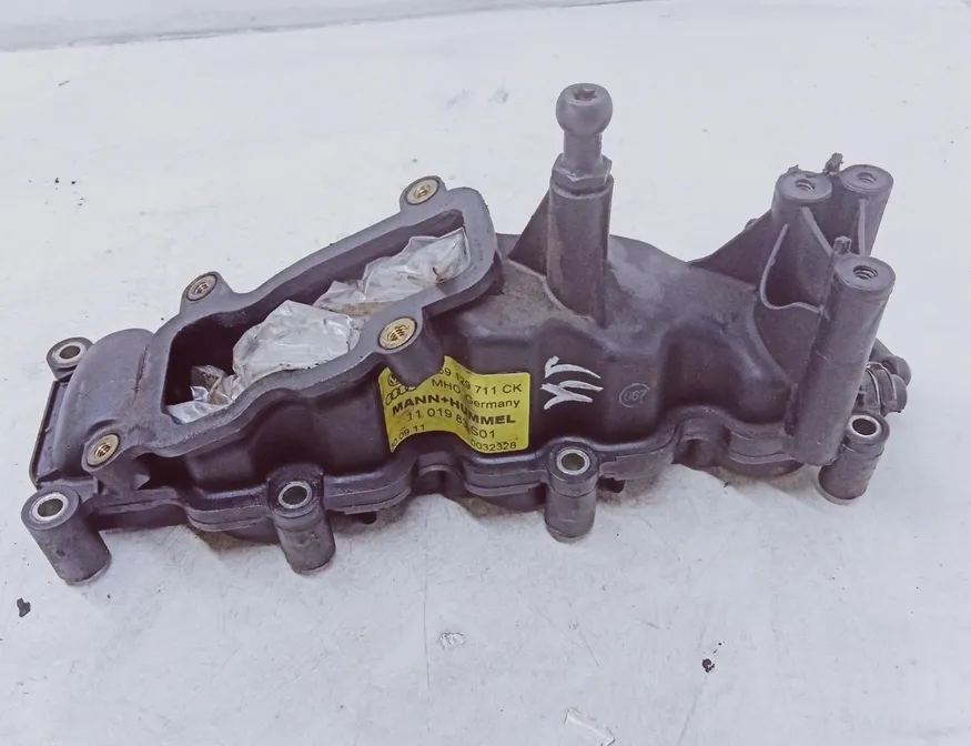 AUDI A6 allroad C6 (2006-2011) Всмукателен колектор 059129711CK 27598644