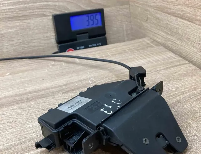 BMW 3 Series E21 (1975-1983) Заключване на багажника на задната врата 7840617 34389953