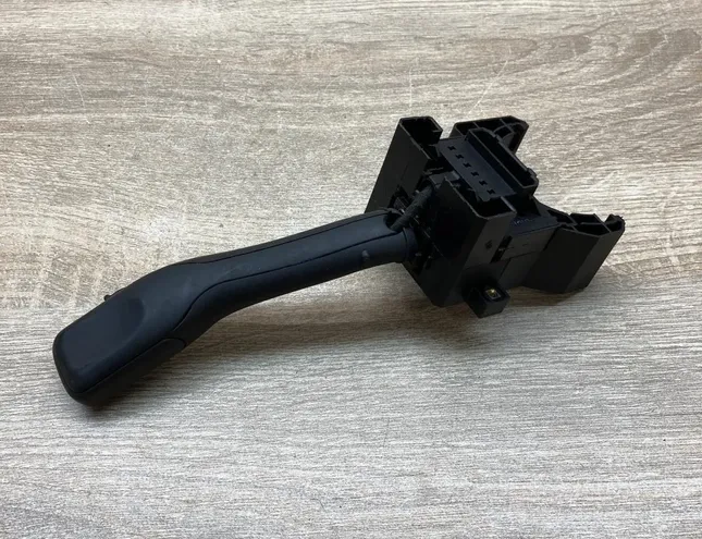 AUDI A6 C4/4A (1994-1997) Лост/превключвател за мигачи на чистачки 4B0953503E 34298210