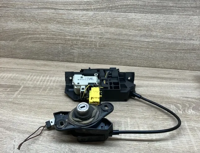 OPEL Vectra C (2002-2005) Заключване на багажника на задната врата 09180104,495072894 34294820