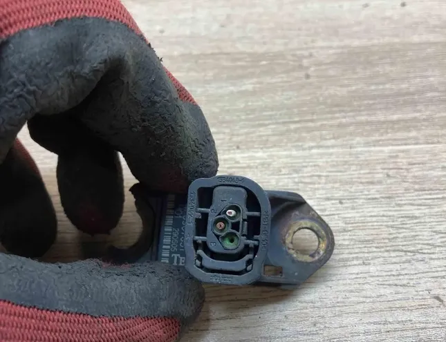 AUDI A6 C4/4A (1994-1997) Ляв страничен сензор за удар 4F0907651 34371853