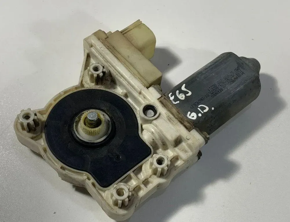 BMW 7 Series E65/E66 (2001-2008) Мотор за управление на прозореца на задната лява врата 67628382 30671718