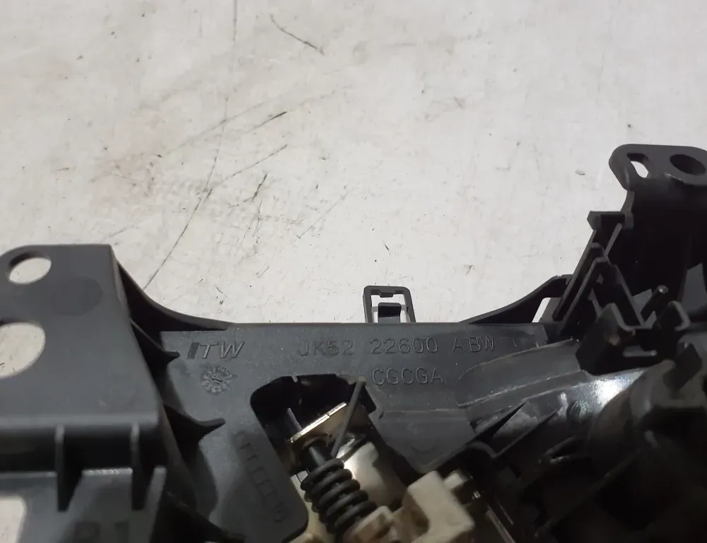 LAND ROVER Range Rover 4 generation (2012-2022) Дръжка за отваряне на дясна предна вътрешна врата JK5222600ABW 34512056