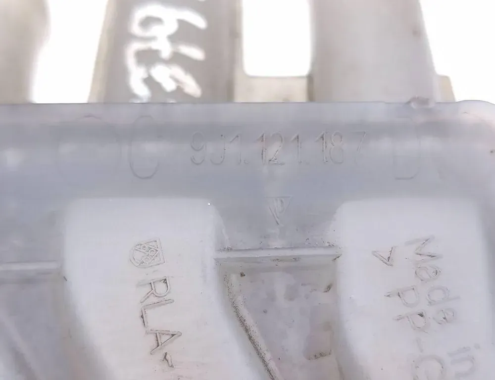 PORSCHE Taycan 1 generation (2019-2023) Тръба за маркуч за охлаждаща течност 9J1121187d 34819385