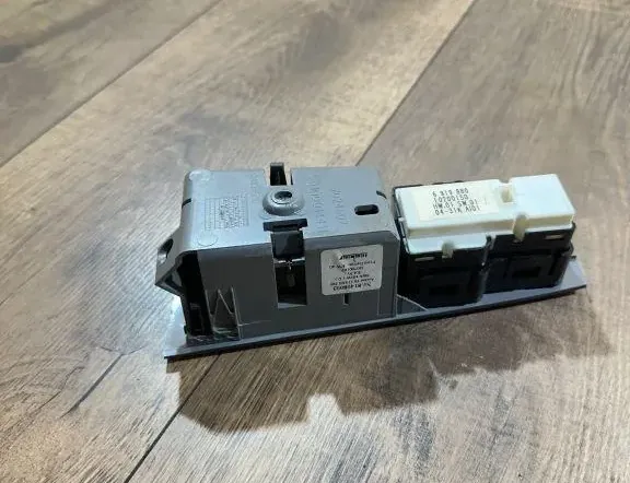 BMW 7 Series E65/E66 (2001-2008) Превключвател за управление на прозореца на задната дясна врата 6919880,E0200150,04313A101 34562755