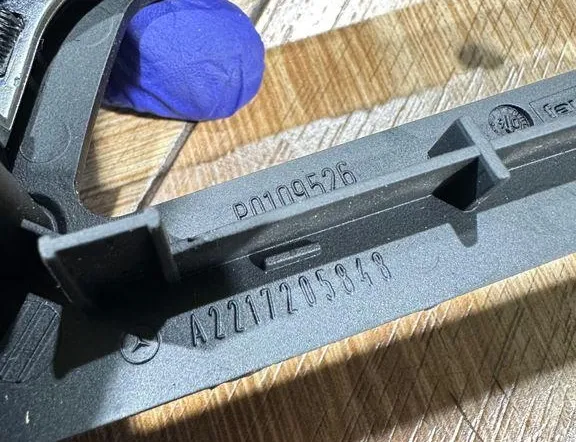 MERCEDES-BENZ S-Class W221 (2005-2013) Дръжка за отваряне на дясна предна вътрешна врата A2217205848,P0109526 34569308