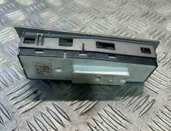 BMW 7 Series E65/E66 (2001-2008) Превключвател за управление на прозореца на задната дясна врата 6917106 32456564