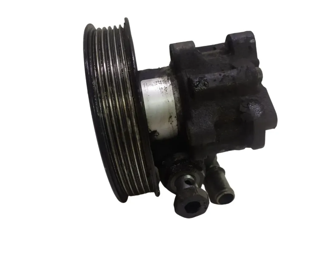 AUDI A6 C6/4F (2004-2011) Помпа на сервоуправление 4F0145155A 30153858