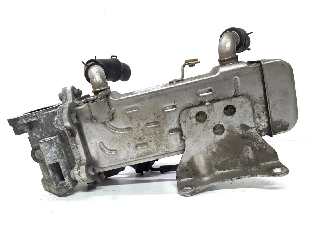 HYUNDAI ix35 1 generation (2009-2015) EGR охладител 284162F300 30164205