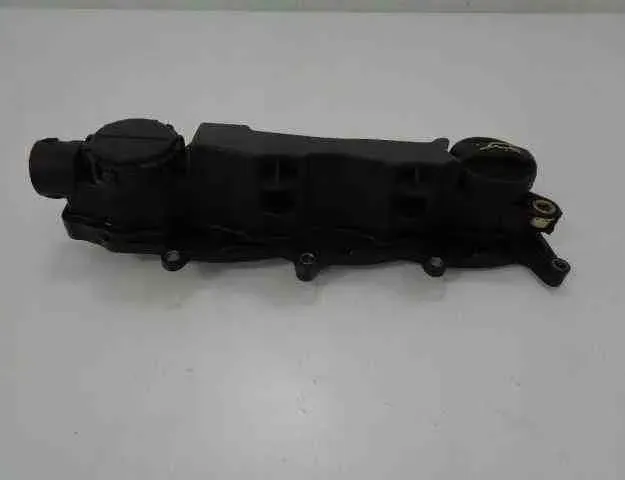 FORD C-Max 2 generation (2010-2019) Капак на клапана 9660281080 32475398