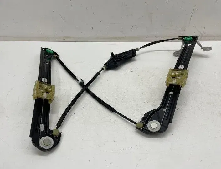 VOLKSWAGEN Golf 7 generation (2012-2024) Регулатор на прозореца на предната лява врата 5G4837461H 22208066