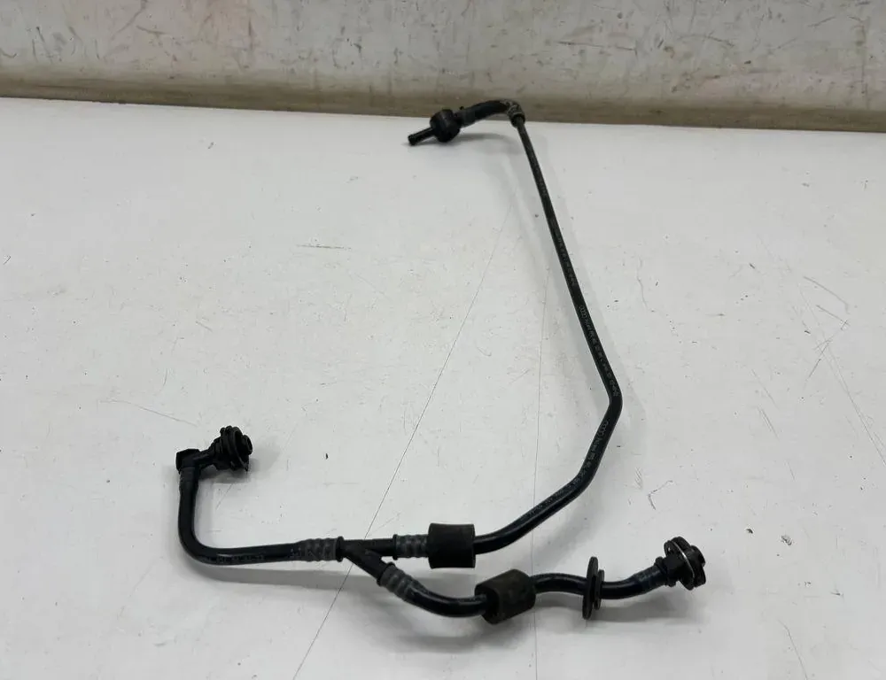 AUDI Тръба за маркуч за охлаждаща течност 4KL121081C 35110035