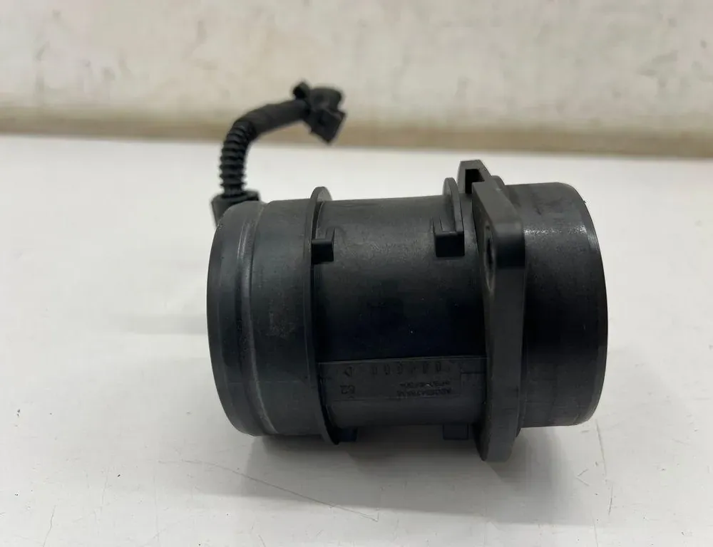 AUDI A4 B9/8W (2015-2024) Сензор за масов въздушен поток MAF 04L906461B 34989195