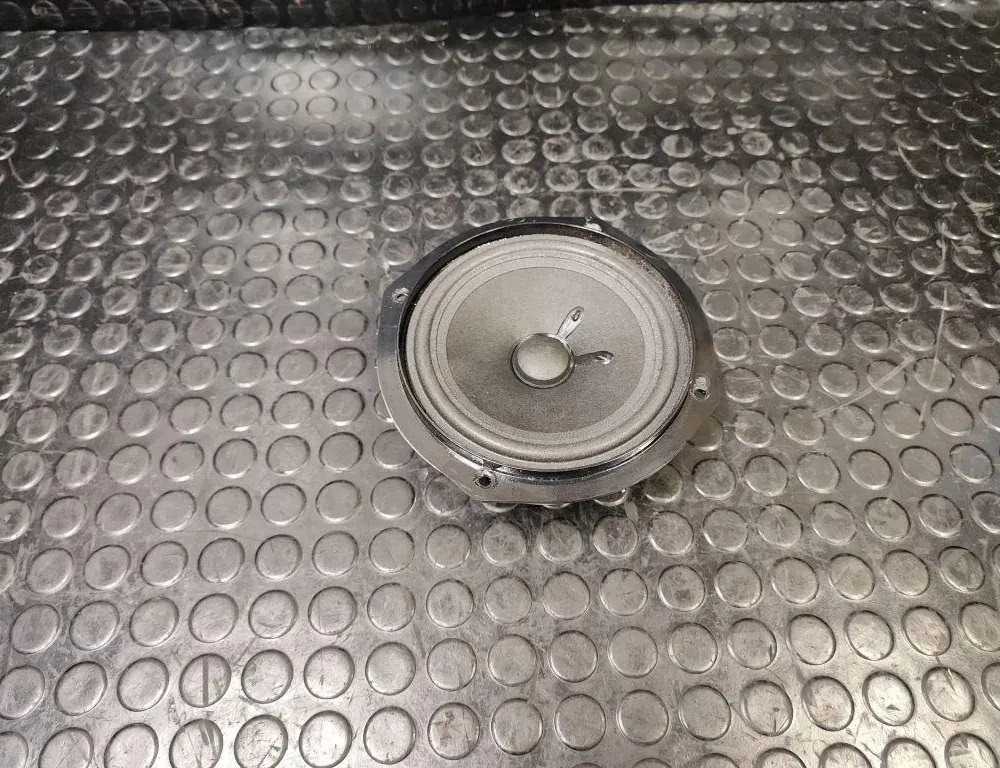 SEAT Alhambra 2 generation (2010-2021) Звуков високоговорител на задната дясна врата 7n0035453B 33173139